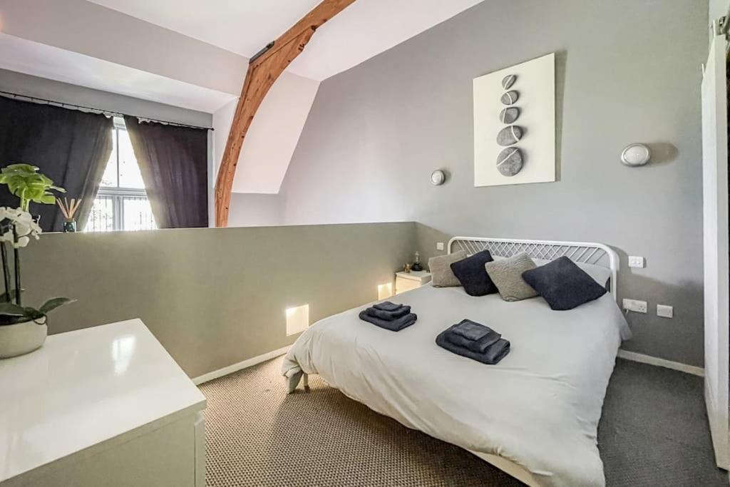 Lofty Apartment In Plymouth Buitenkant foto
