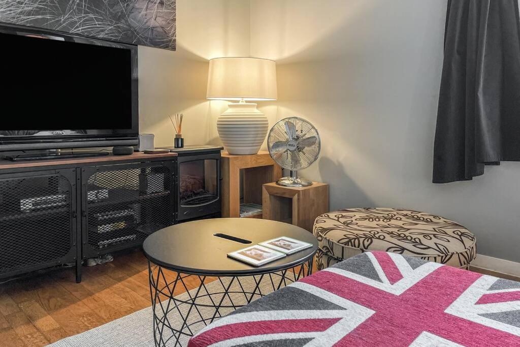 Lofty Apartment In Plymouth Buitenkant foto
