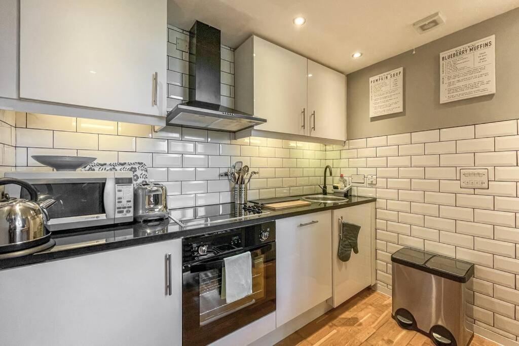 Lofty Apartment In Plymouth Buitenkant foto